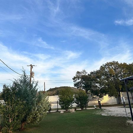 Tiny House - Our Little Piece Of Paradise Villa Lakehills Exterior photo