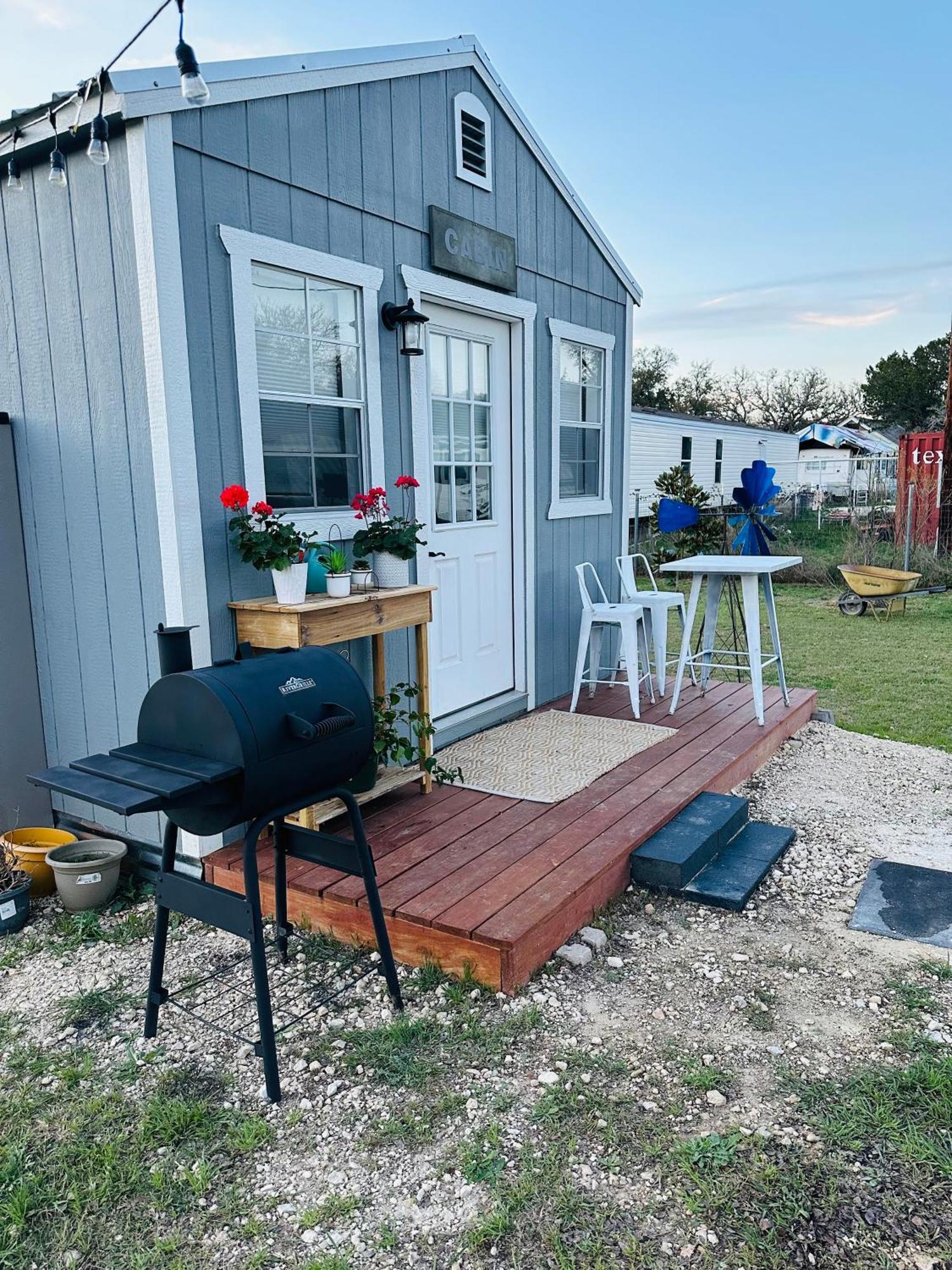 Tiny House - Our Little Piece Of Paradise Villa Lakehills Exterior photo