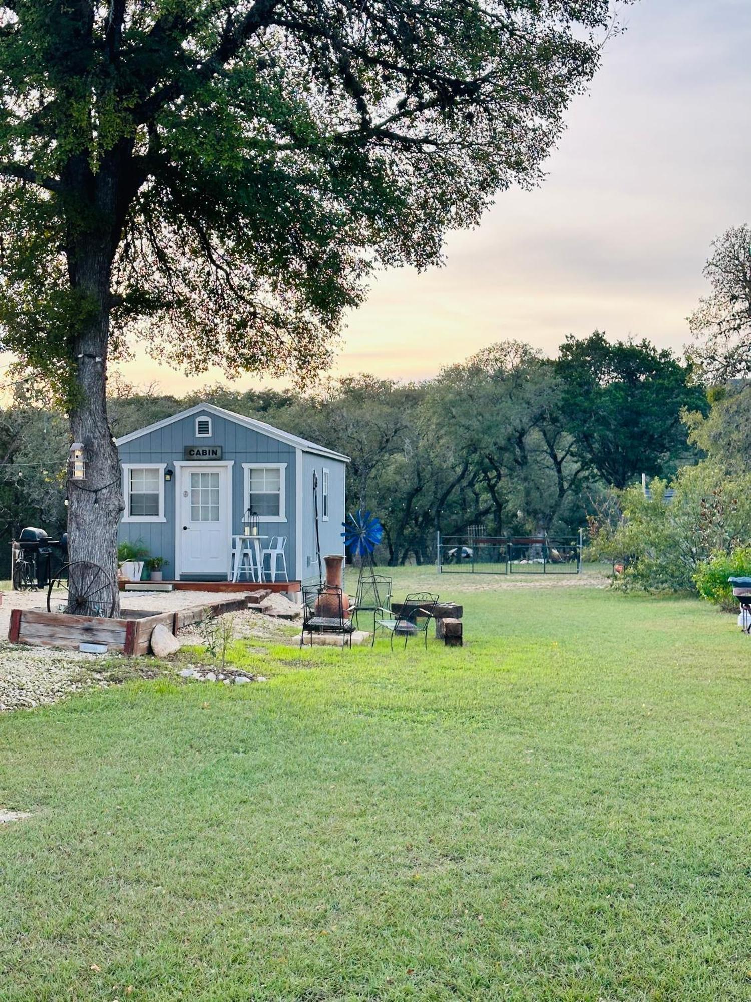 Tiny House - Our Little Piece Of Paradise Villa Lakehills Exterior photo