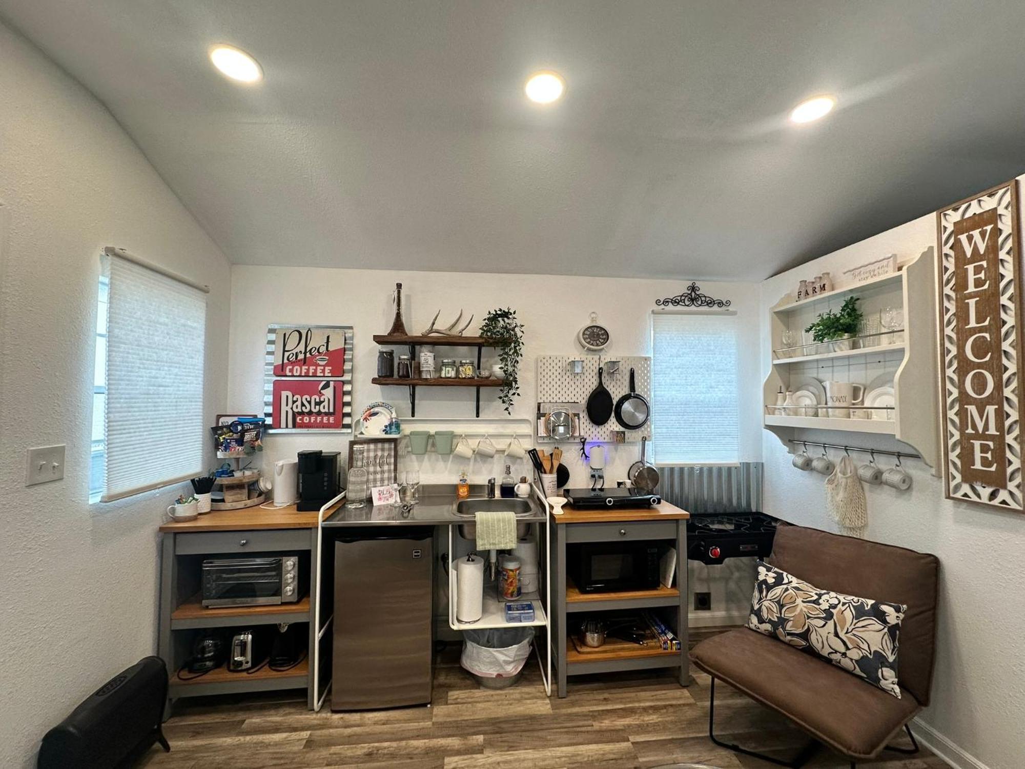 Tiny House - Our Little Piece Of Paradise Lakehills Exterior photo
